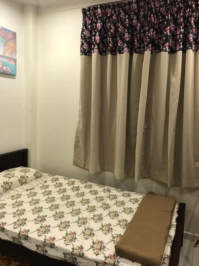 Homestay Dayani Musleem Port Dickson Buitenkant foto