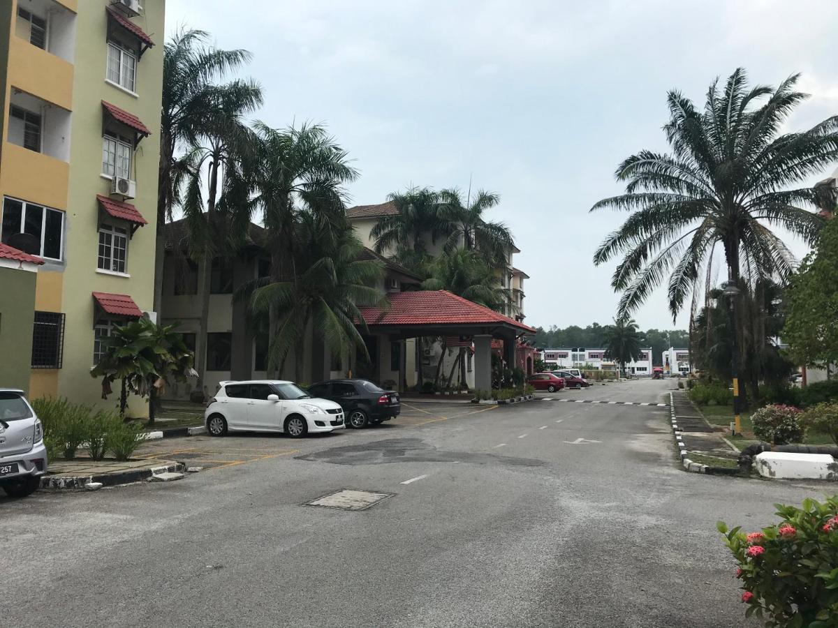 Homestay Dayani Musleem Port Dickson Buitenkant foto