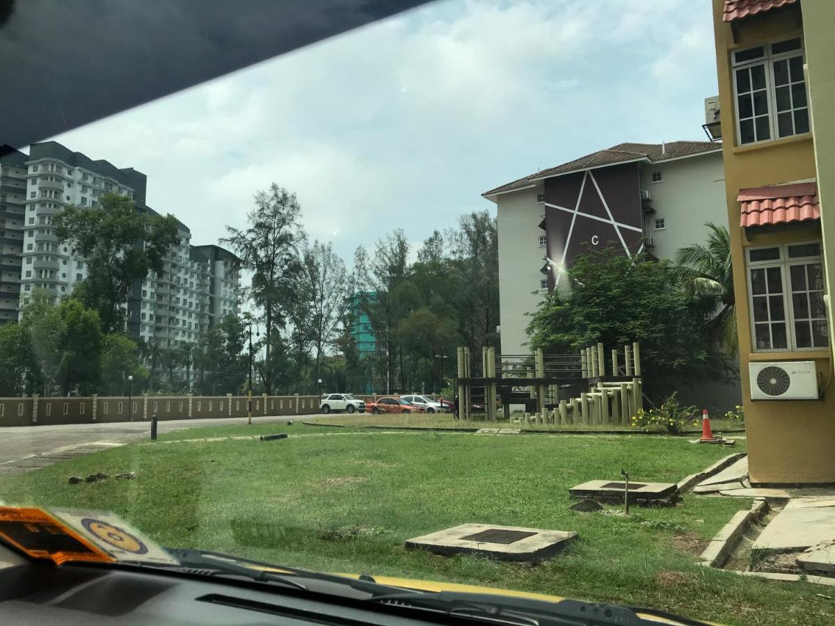 Homestay Dayani Musleem Port Dickson Buitenkant foto